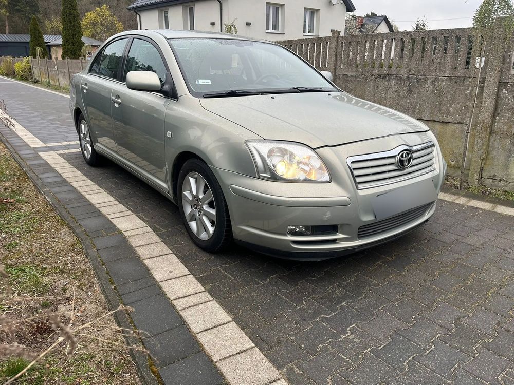 Toyota Avensis II 1.8 VVT-i Sol Premium 2006
