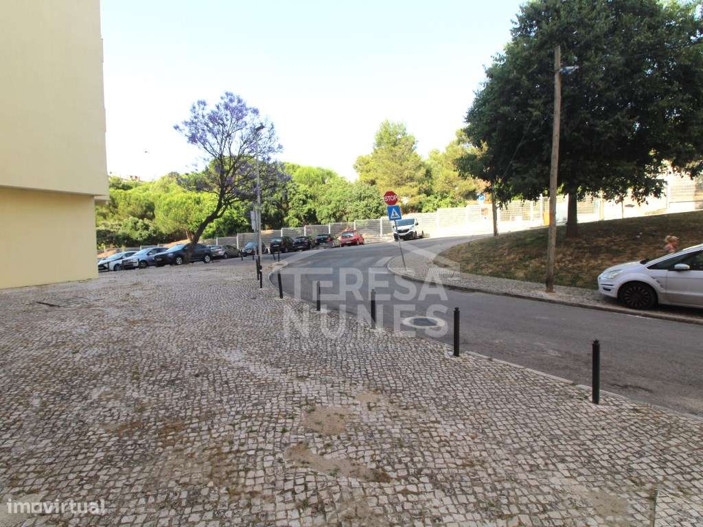 APARTAMENTO T1 - SANTO ANDRÉ / BARREIRO-8