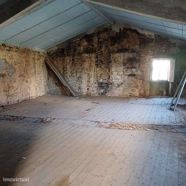 Moradia em Pedra - Grande imagem: 4/5