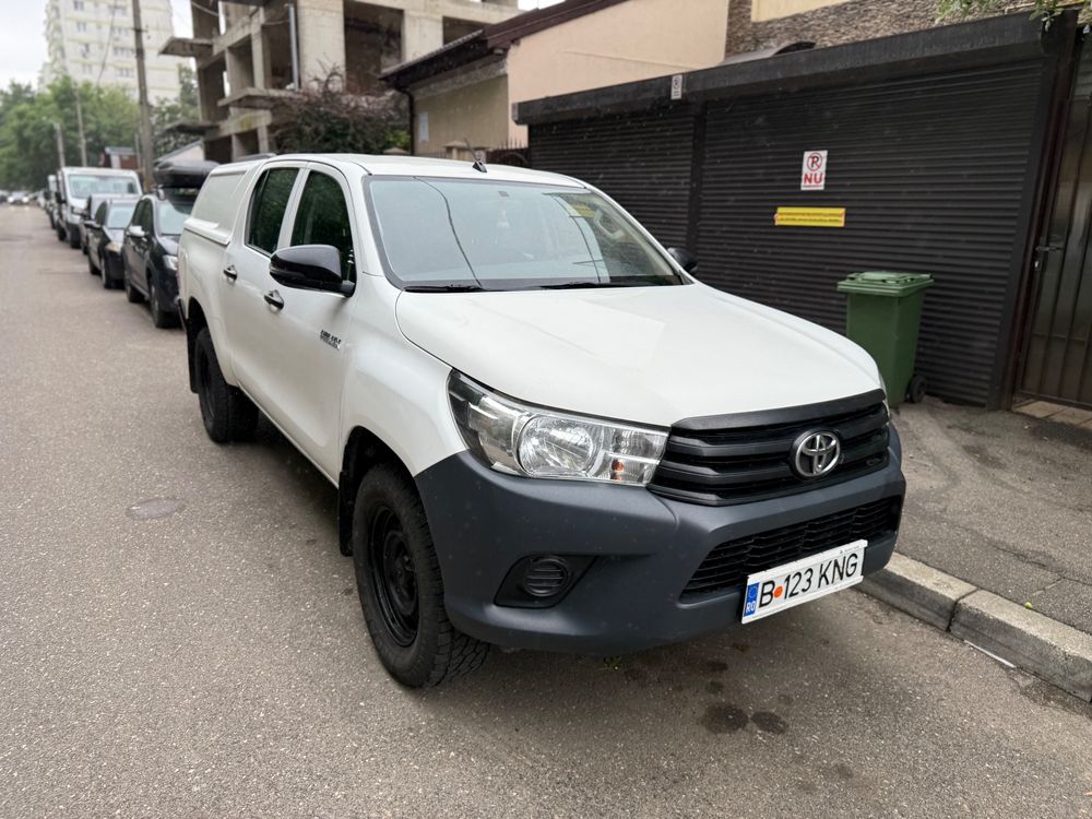 Toyota Hilux VIII [2015 - Prezent] 4x4 Double Cab M/T Style 2020