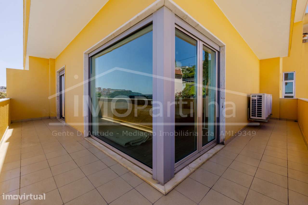 Moradia T5 | 358 m2 | Piscina e Campo de Basquetebol| Rio de Mouro-21