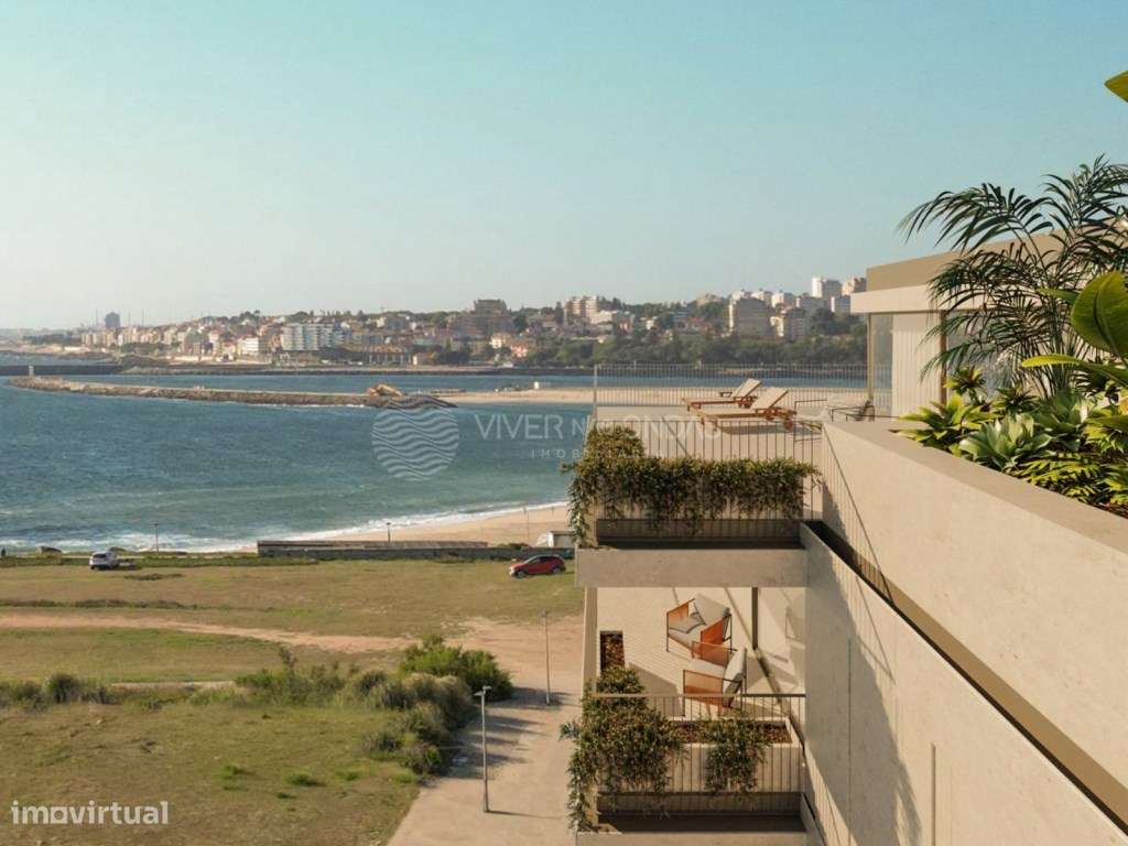 Apartamento T4 com 3 lugares de parqueamento e arrumos, em Canidelo. - Grande imagem: 3/38