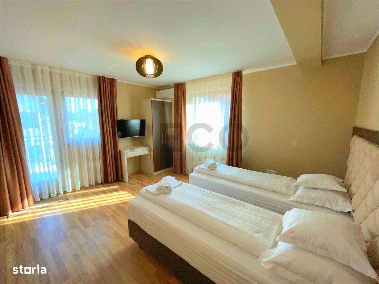 RECO Vila moderna la intrare in Sanmartin - Imagine principală: 5/12