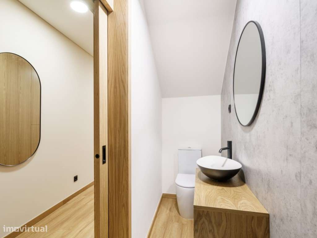 Edifício de rendimento no centro histórico de Braga - Rua de Santo ...-11