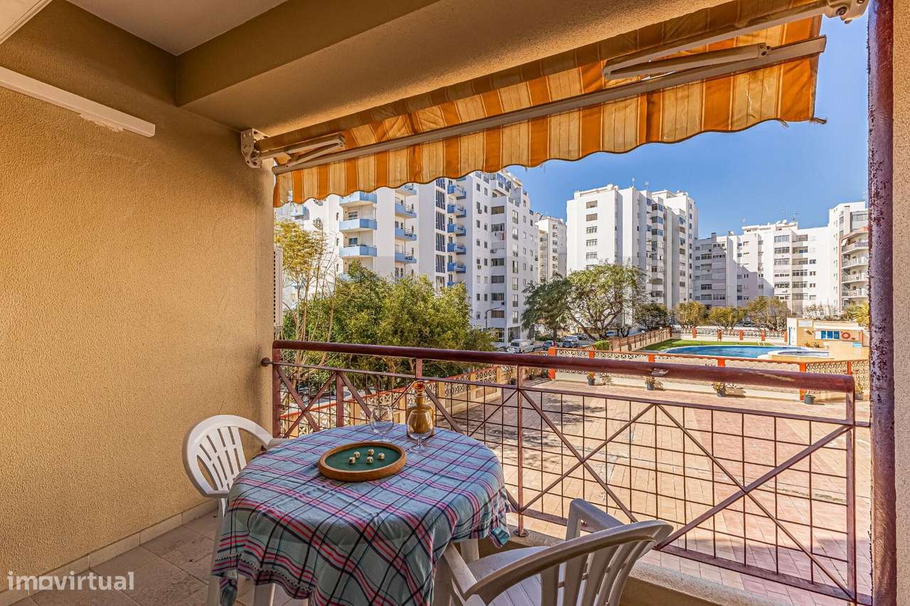 Apartamento C/ Varandas + Arrecadação + Lugar de Garagem + Piscina ... - Grande imagem: 3/22