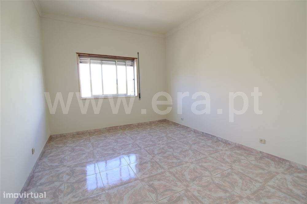 Moradia Geminada 2 quartos, Venda-10