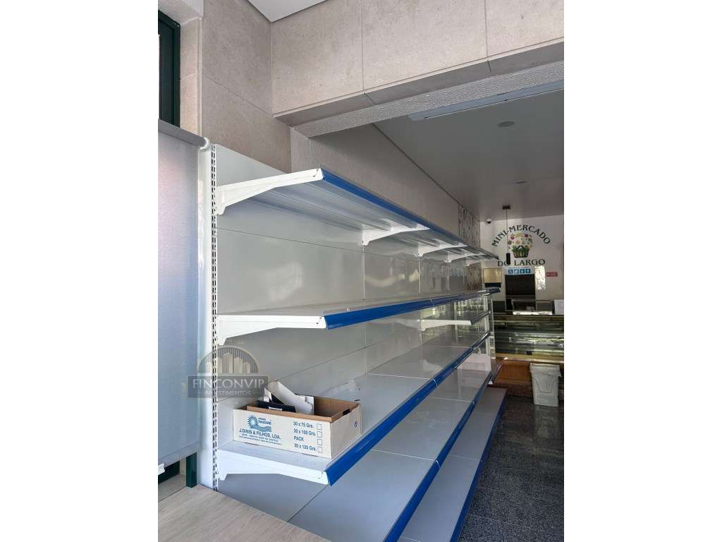 Espaço Comercial no Centro de Almada - Totalmente Equipado e Pronto... - Grande imagem: 4/24