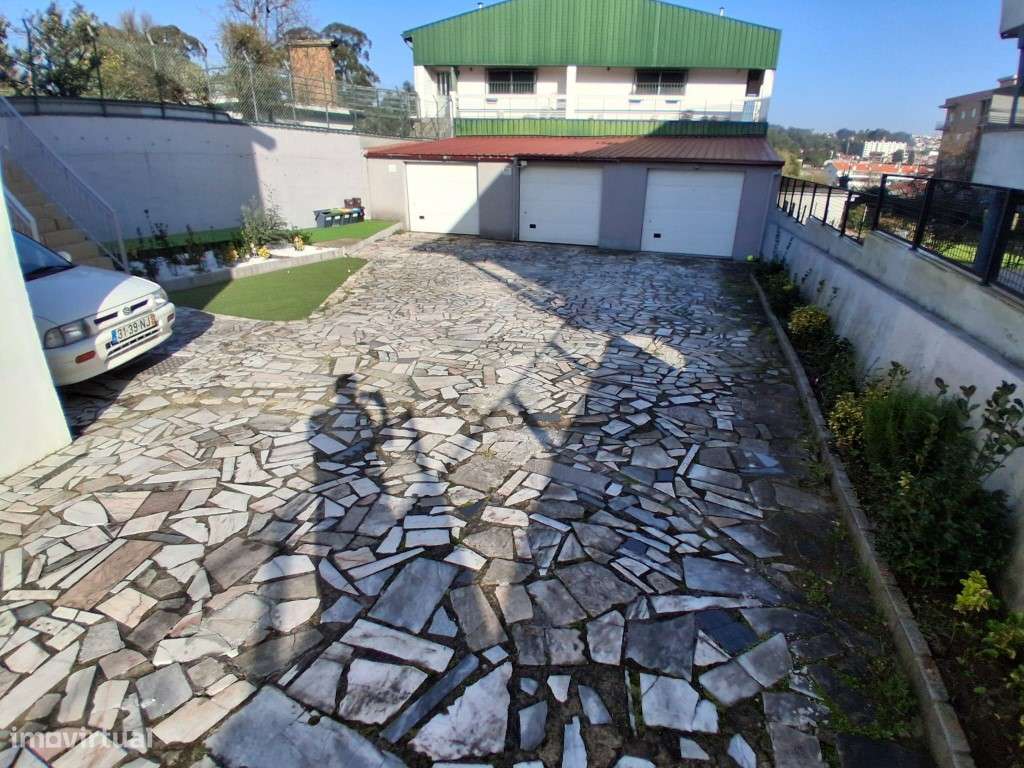 Andar Moradia T3 Renovado com Garagem - S. Cosme, Gondomar-38