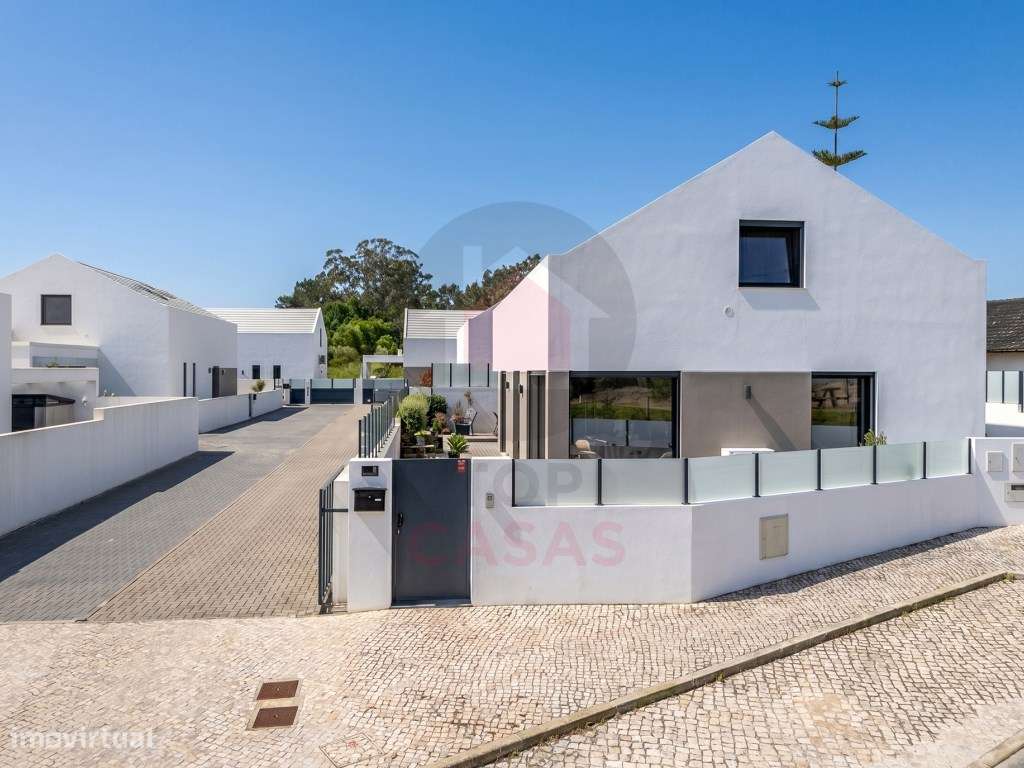 Moradia Contemporânea com 3 Quartos e Jardim Próxima de Caldas da R...-54