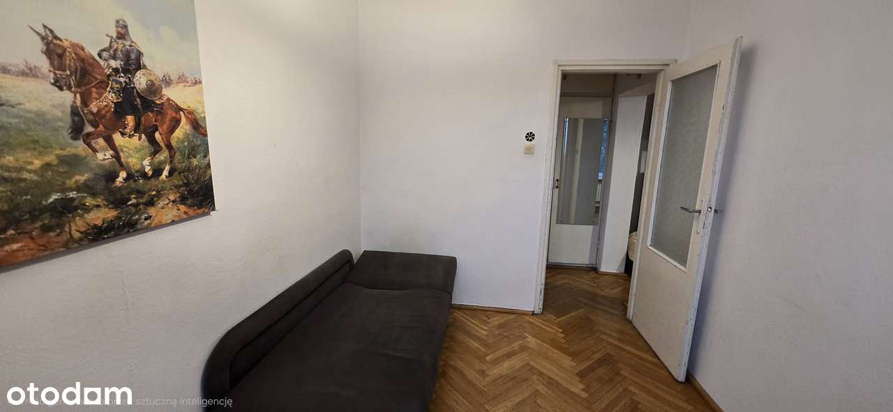 2 pokoje 38m2 Saska Kępa. Wnętrze, które czeka na Twoją wizję-5