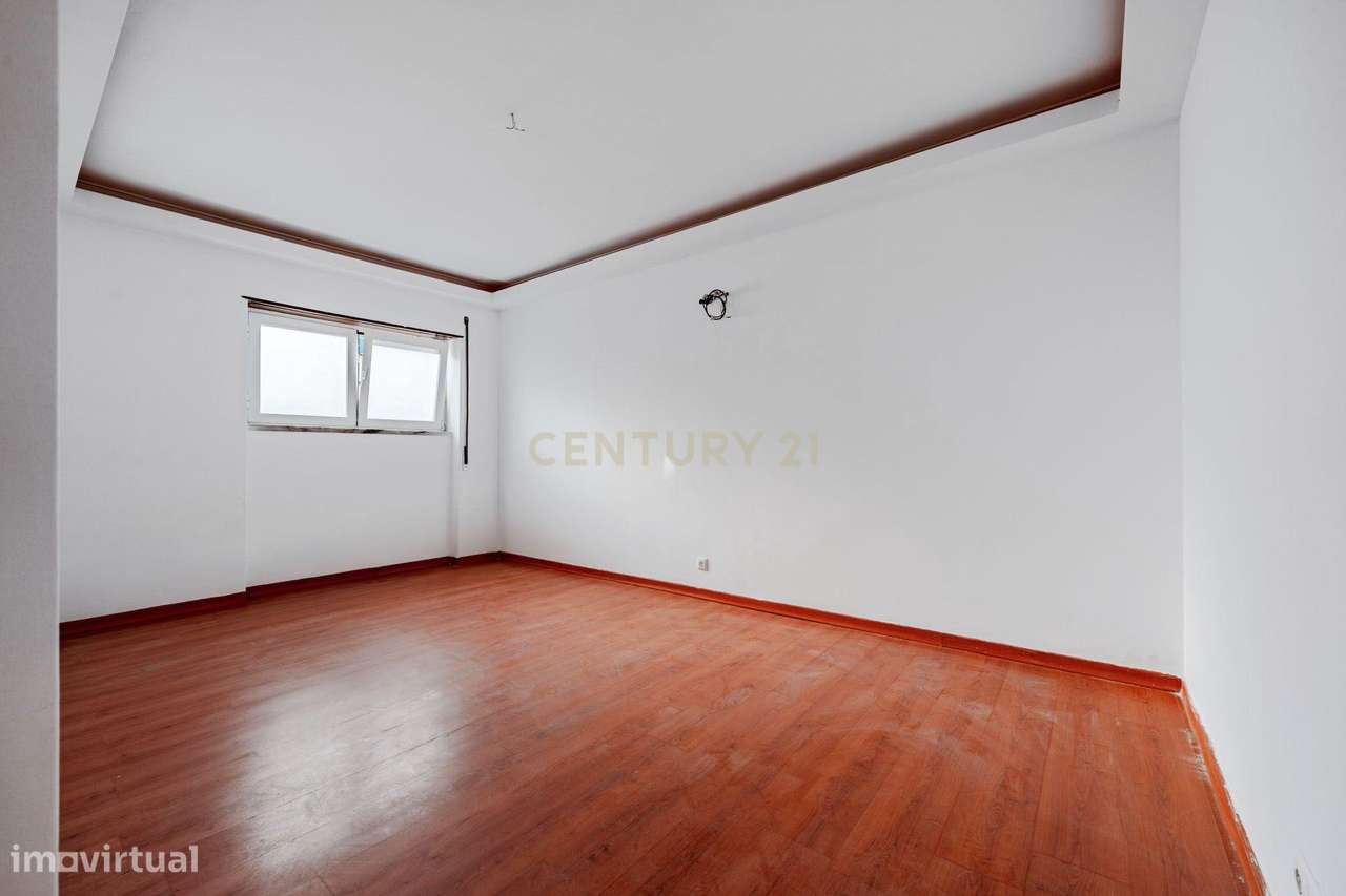 Apartamento T3 à venda no Feijó - Grande imagem: 4/29