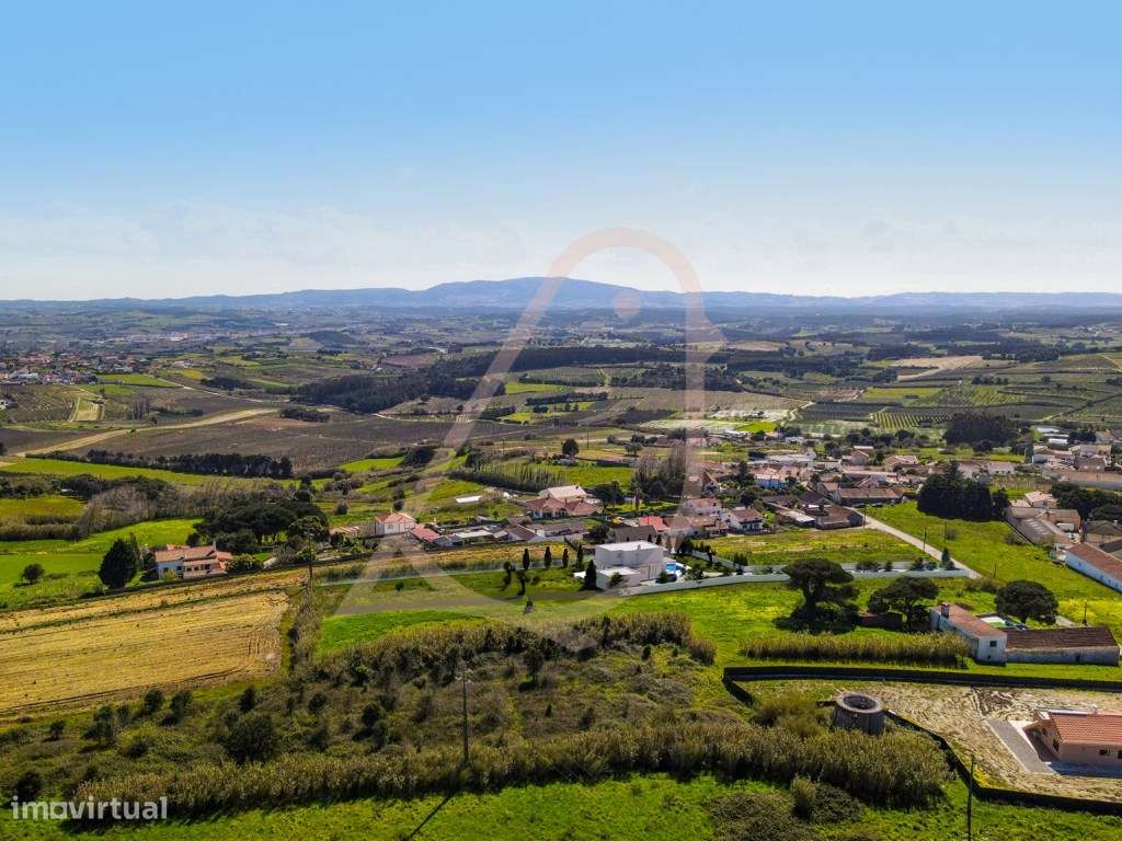 Moradia Unifamiliar em Início de Construção com Piscina | Lote de 4... - Grande imagem: 5/5