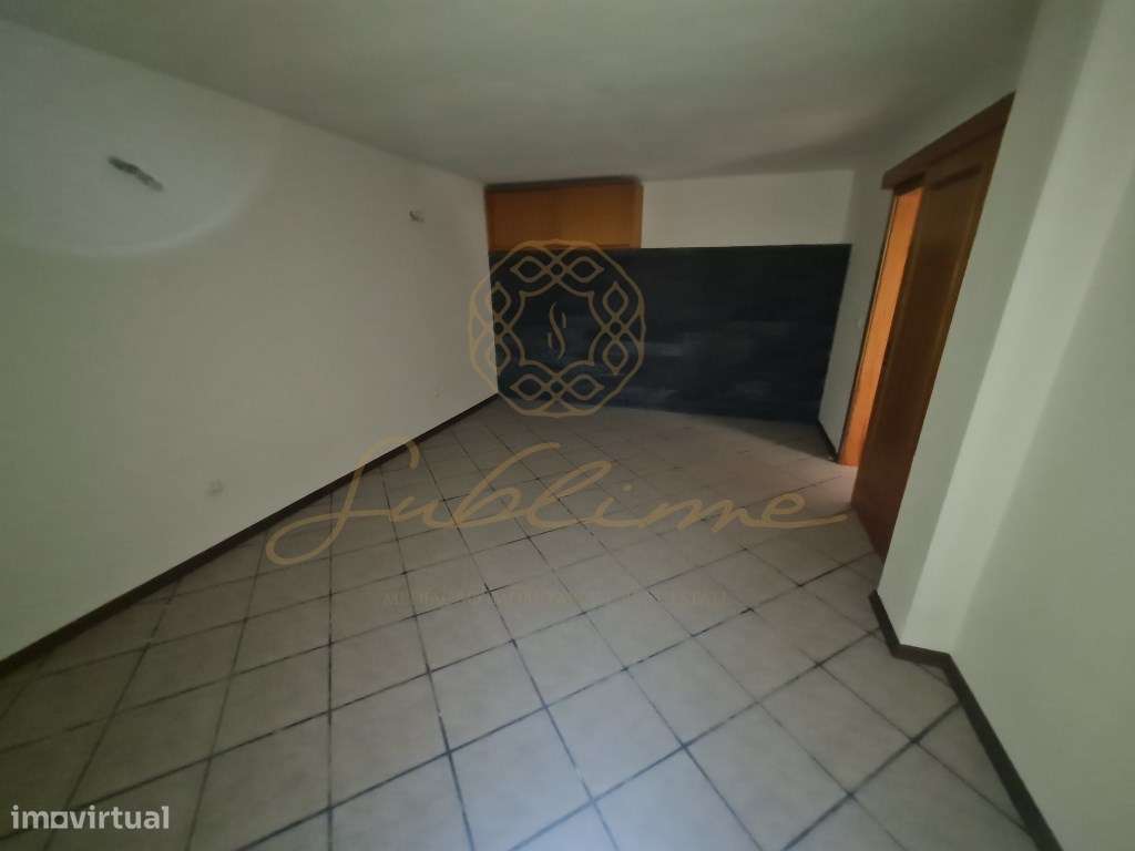 Moradia isolada V3+2 situada em Caixas, Sesimbra com Piscina-50