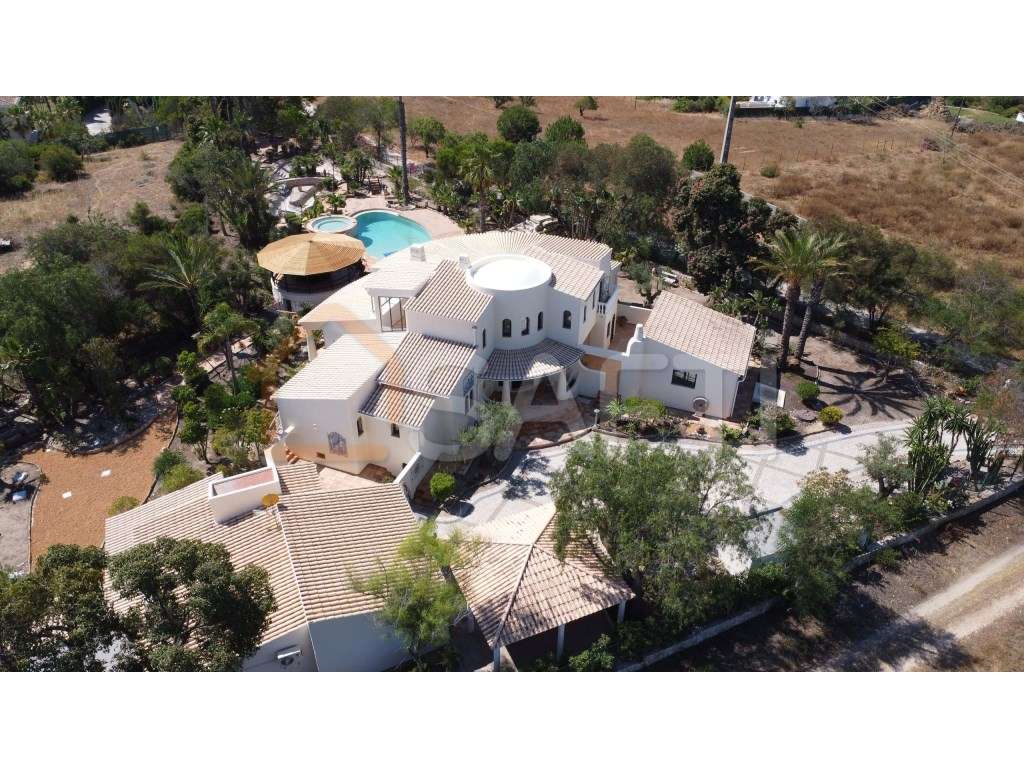 Moradia em Carvoeiro - Grande imagem: 2/33