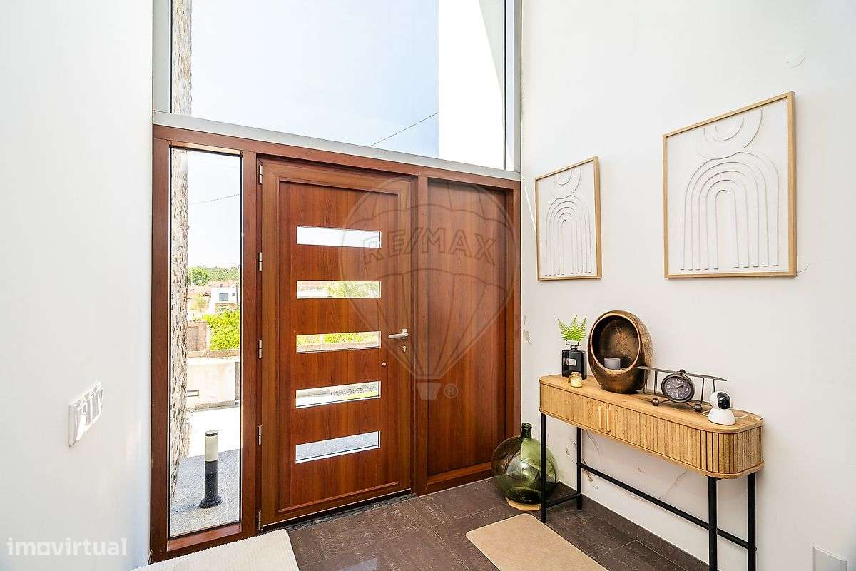 Moradia T4 para venda - Grande imagem: 2/50