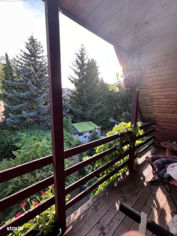 Vand casa in curte comuna in cartierul Zorilor-9