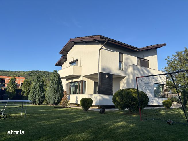 Casa  1080 mp teren Stefanesti-Valea Mare la 3km de Orasul Pitesti-1