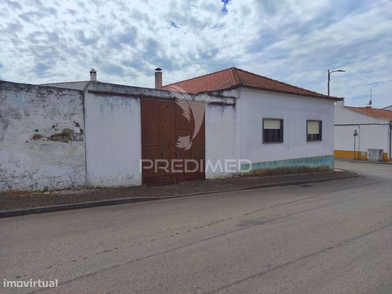 Moradia T4 com amplo espaço de quintal - Grande imagem: 5/29