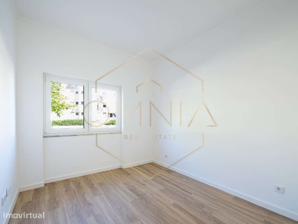 Apartamento T2 no Barreiro - Totalmente Renovado-19