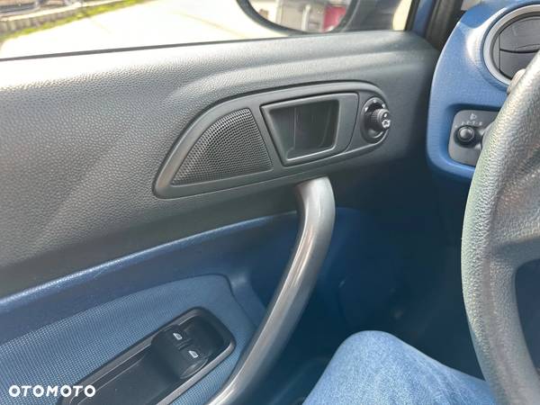 Ford Fiesta 1.25 Ambiente - 13