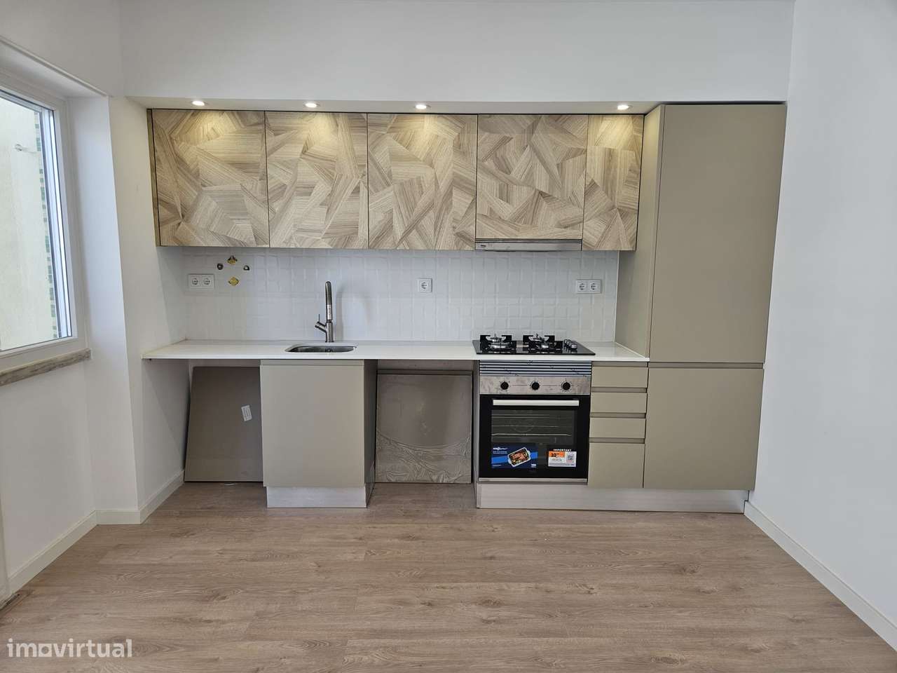 Apartamento T2 à venda na Rua Bernardo Francisco da Costa, 3 Almada-1