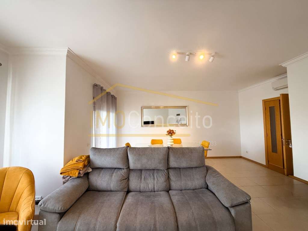 Apartamento T2+1 Duplex Com Garagem Fechada / Casais Castelos - Grande imagem: 3/32