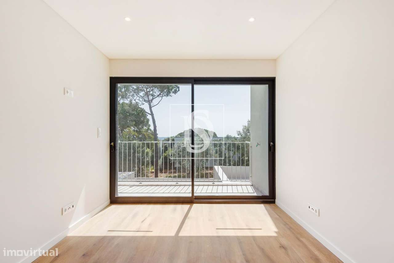 Viva o Conforto e a Elegância num Refúgio Exclusivo em Leceia-22