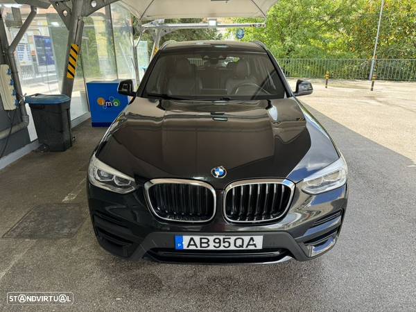 BMW X3 18 d sDrive Line Luxury - 32