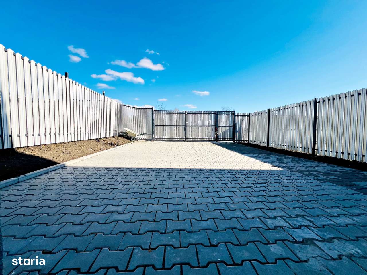 Casă întabulată, 5 cam, 119 mp utili, curte 70 mp – finisată la cheie-15