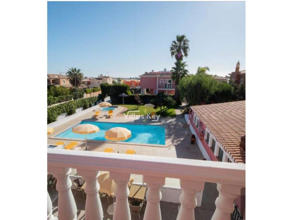 Hotel com 25 quartos,vista mar, piscina,jacuzzi,a poucos metros da ... - Grande imagem: 5/32