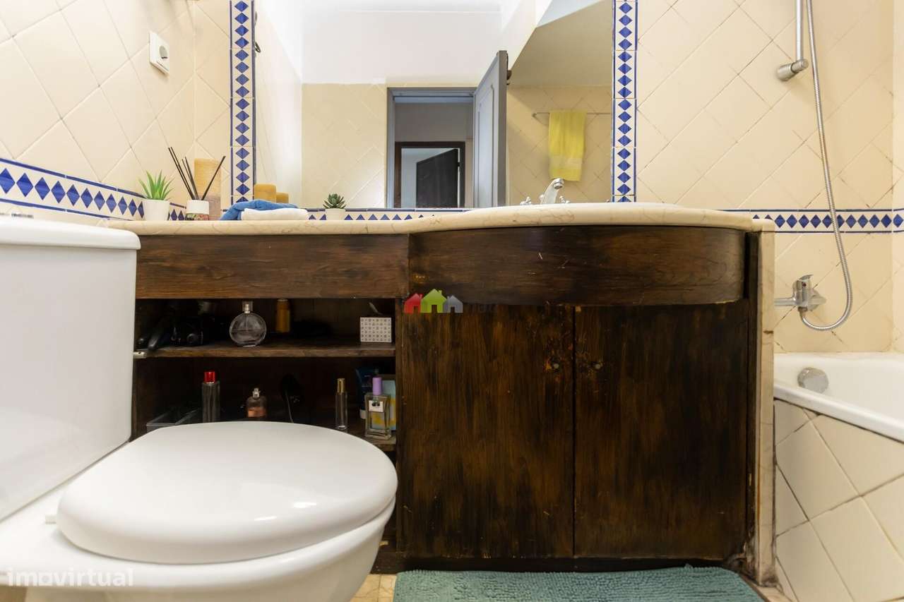 Apartamento T3, central com vista rio-9