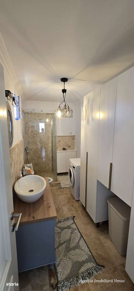 Casa noua cu 2000mp teren in Botosani - Imagine principală: 4/10