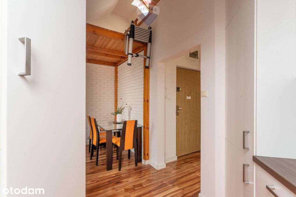 Klimatyczne, Jasne, Ciche, Aż 45 M2 Po Podłodze - Pełny obrazek: 5/20