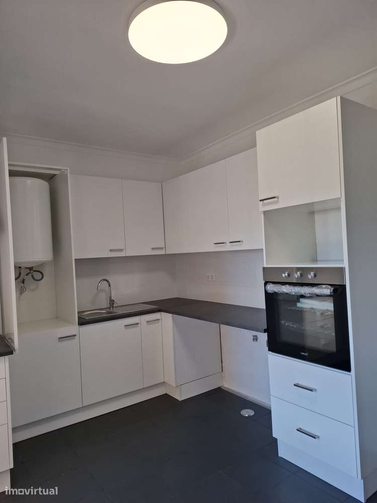 Apartamento T2 com elevador em Sintra-6