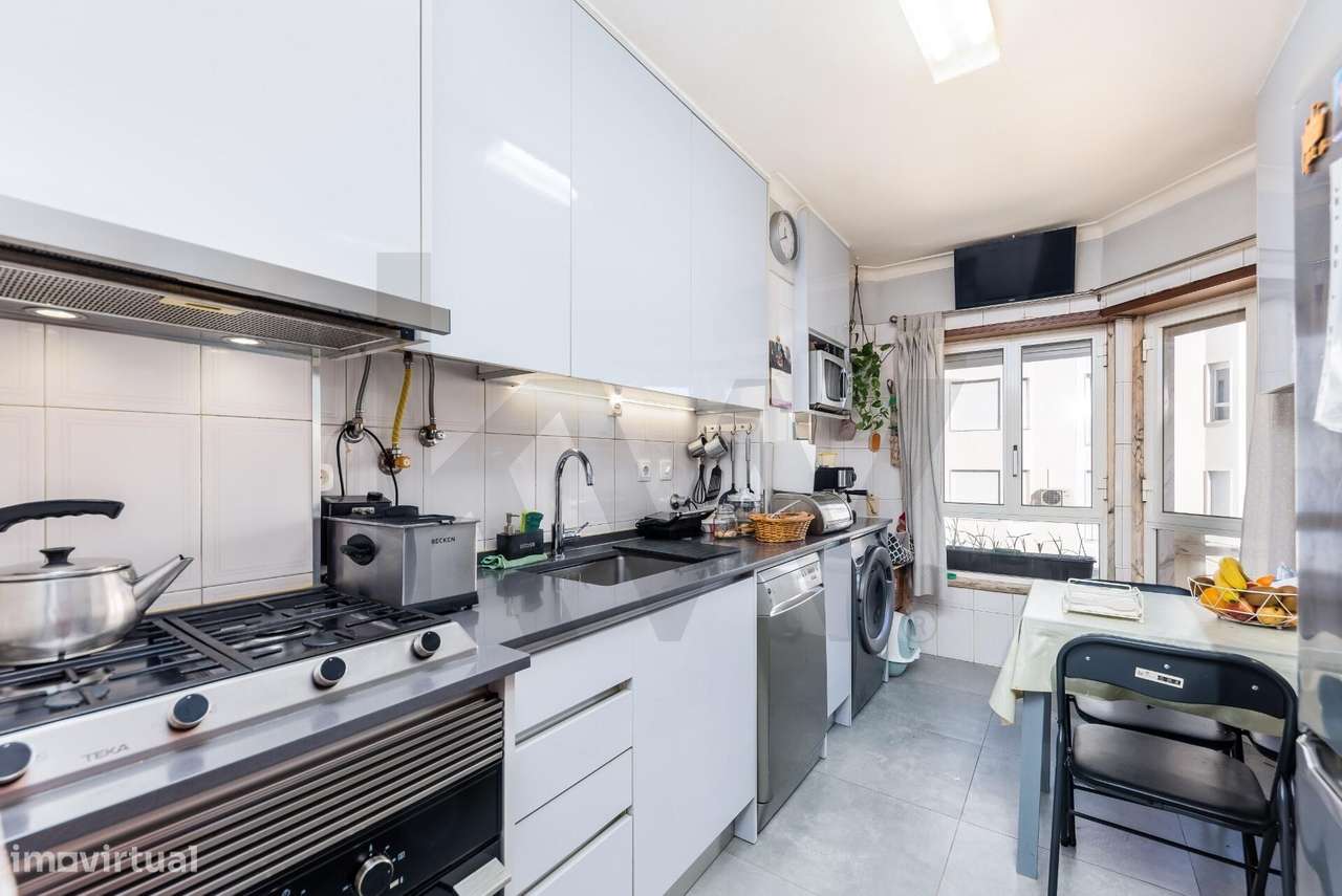 Apartamento T3 luminoso e acolhedor em Rio de Mouro - Grande imagem: 5/32