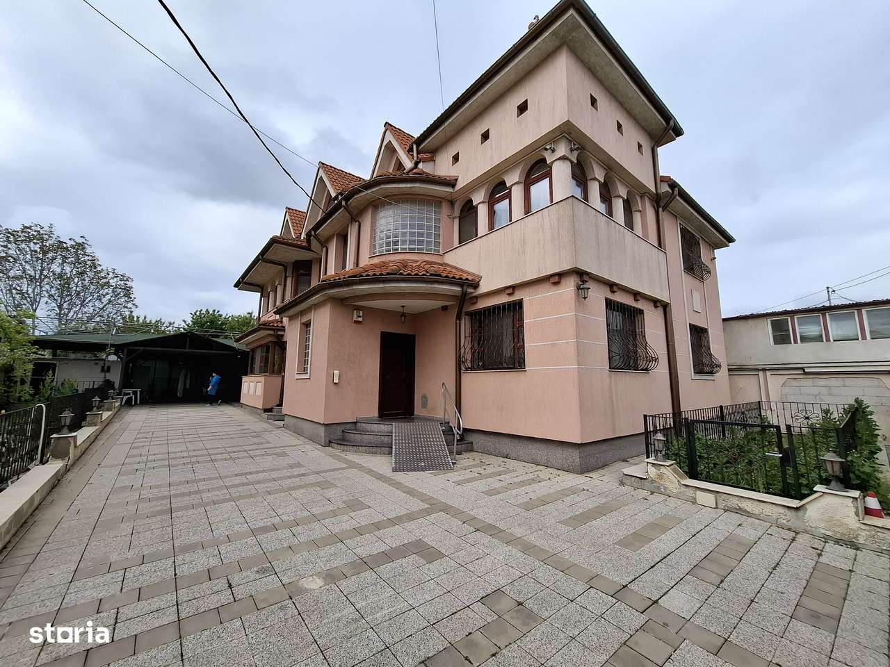 Exclusivitate km5 vila S+P+1E+M, 320mp utili, teren 1000mp, pret neg-12