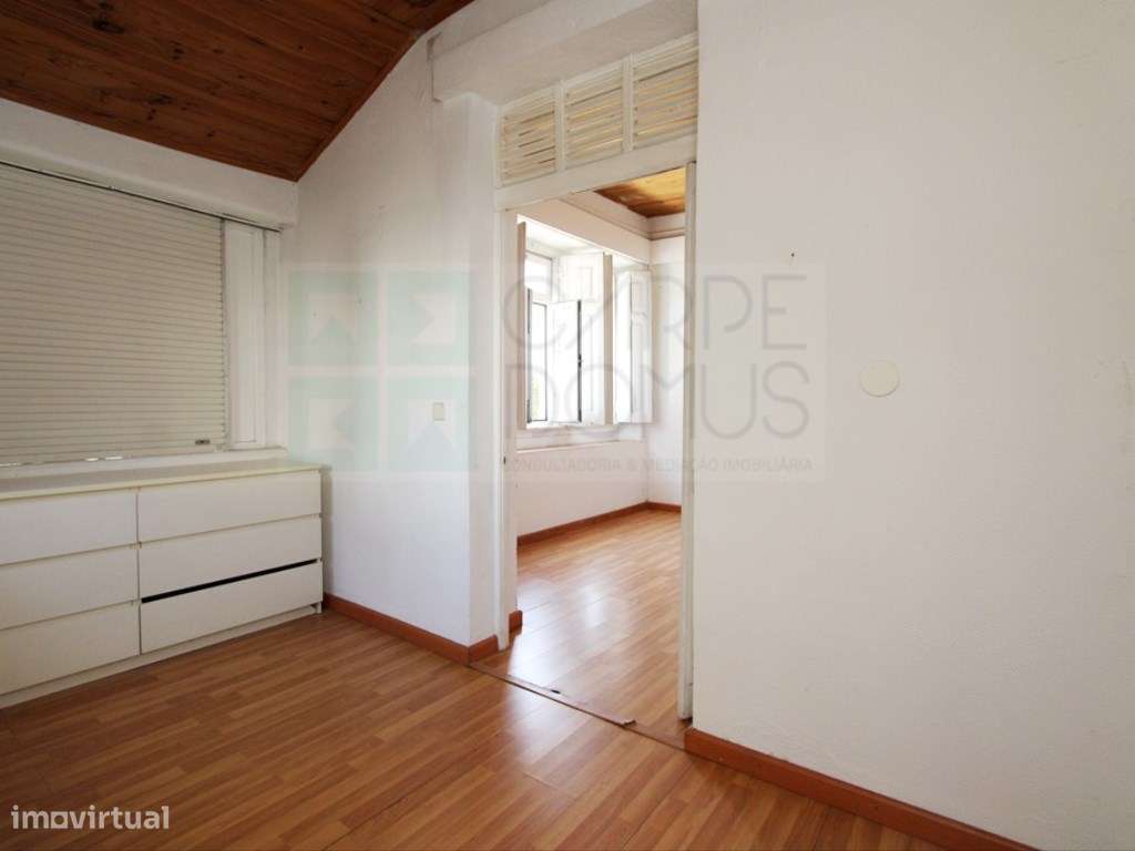 Moradia T6, lote 915m2, próxima da praia, na Parede, Cascais-42