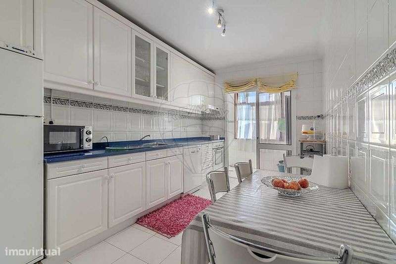 T2+1 Santa Marinha - Grande imagem: 5/11