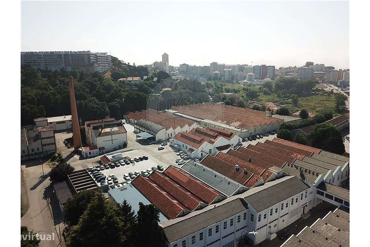 Armazém T0 para arrendamento - Grande imagem: 2/32