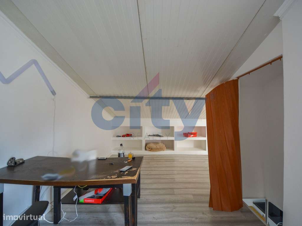 Moradia T2 c/ Terraço e Espaço Exterior | Tramagal, Abrantes-14