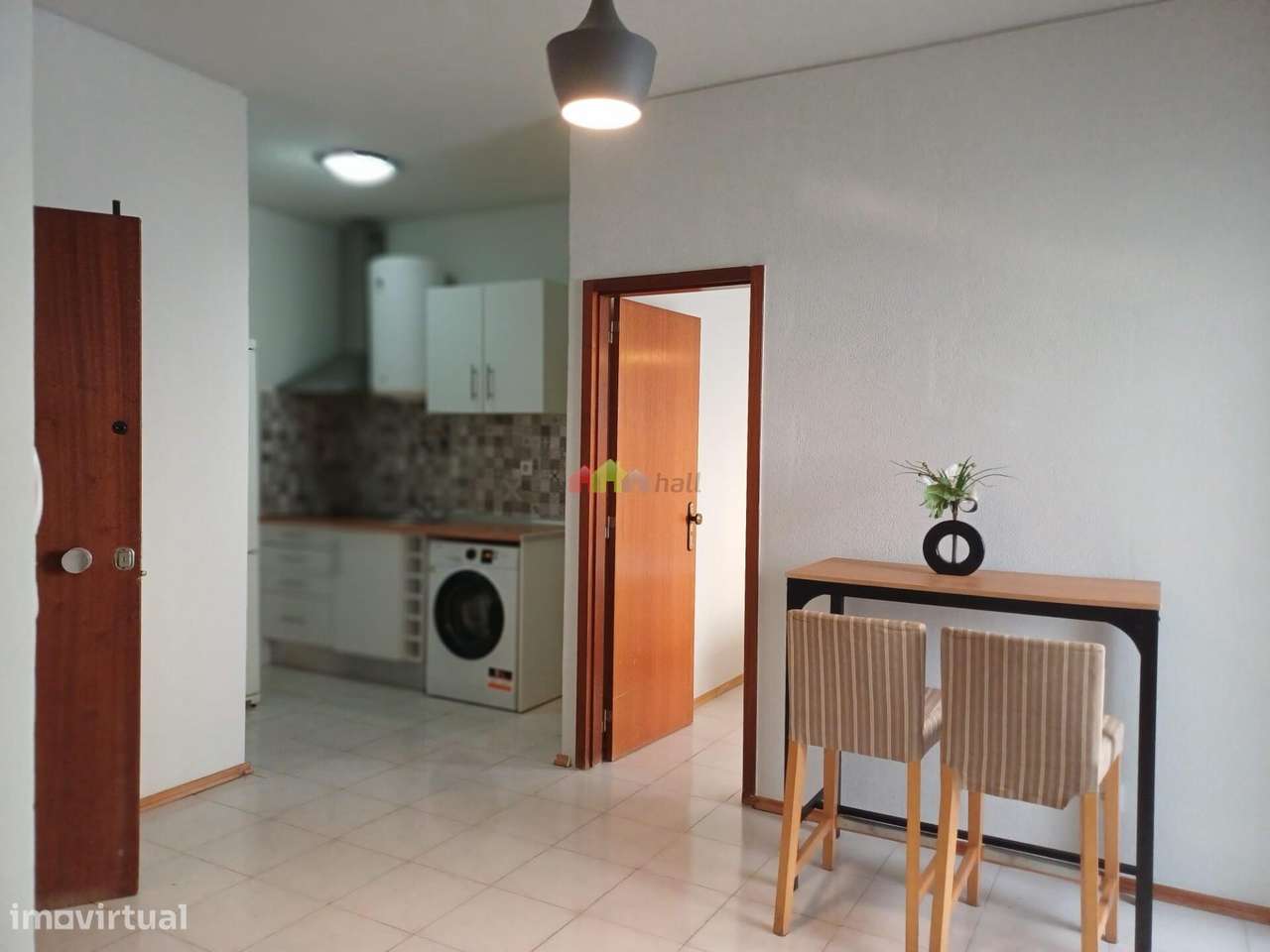 Apartamento T1 com varanda, excelente estado de conservação - Bonfim --7