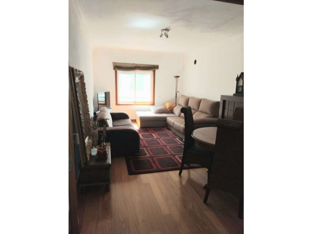 Bairro Salgado - T2 Espetacular com Parqueamento e Arrecadação-9