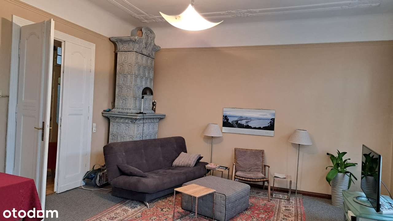 Klimatyczne mieszkanie w Cieplicach w okolicy Parku Zdrojowego-0