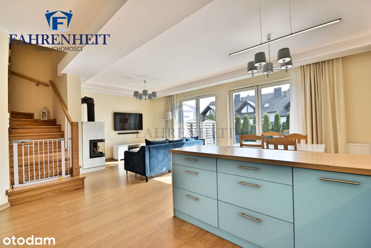 Fotowoltaika, Garaż, Wirtualny Spacer-4