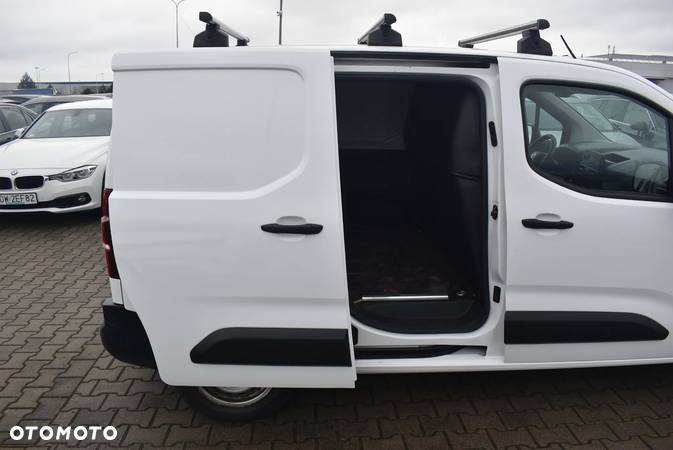 Toyota Proace City - 16