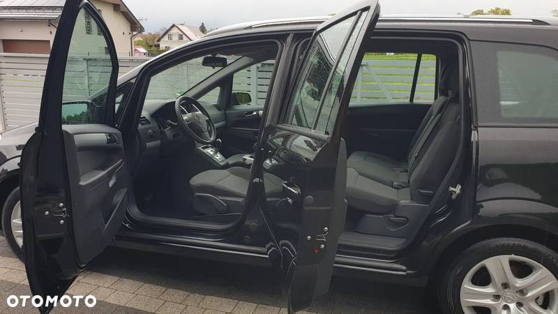 Opel Zafira 1.8 Cosmo EasyTronic - 21