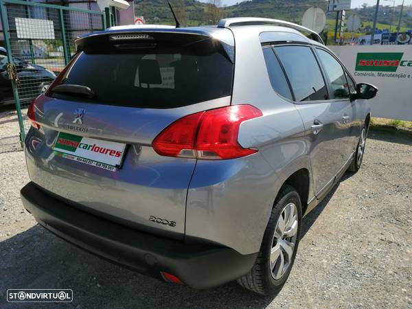 Peugeot 2008 1.2 VTi Active - 11