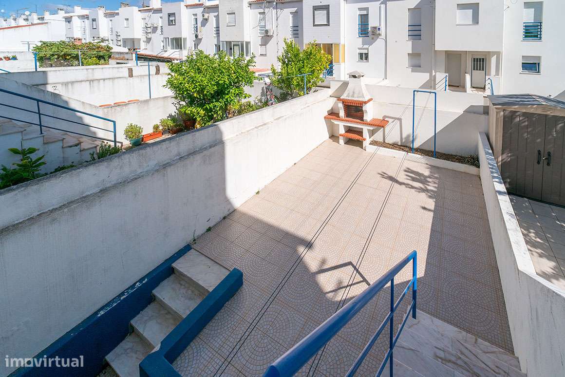 Moradia T3 com Garagem, Escritório e Quintal | Évora-40
