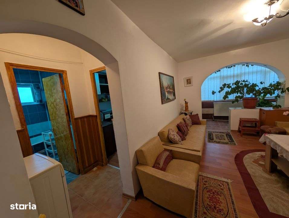 Apartament 3 camere Buhusi - Republicii Penny - Imagine principală: 5/10