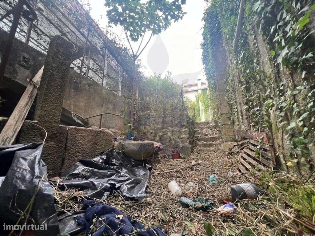 Prédio em São Vicente-9